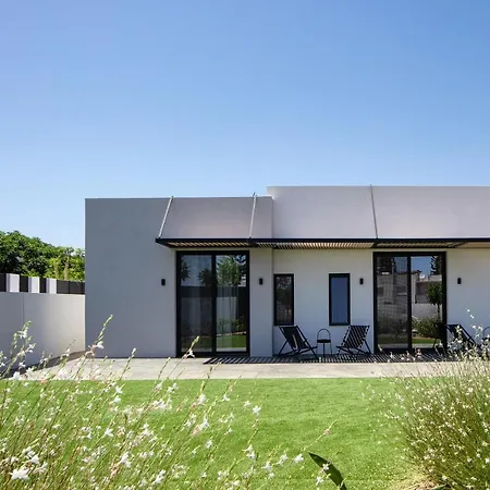 Villa Physis - Metal & Wood *